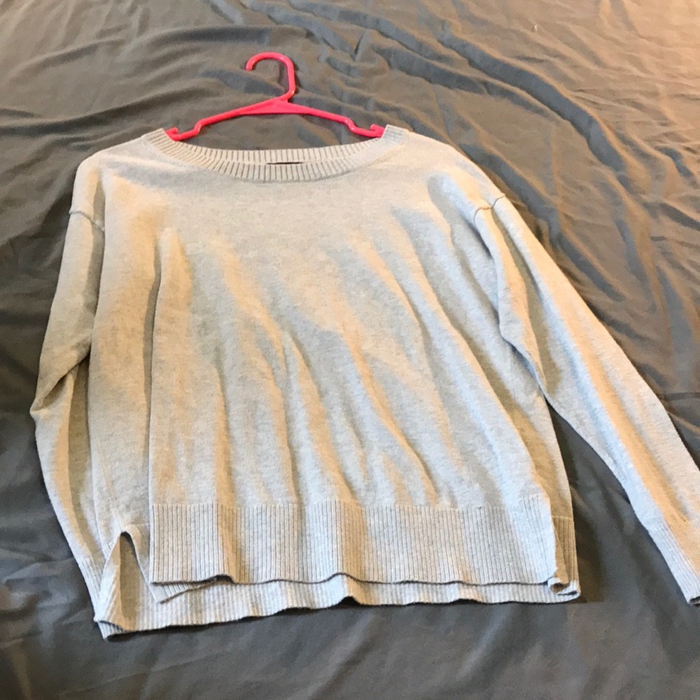 GAP grey sweater